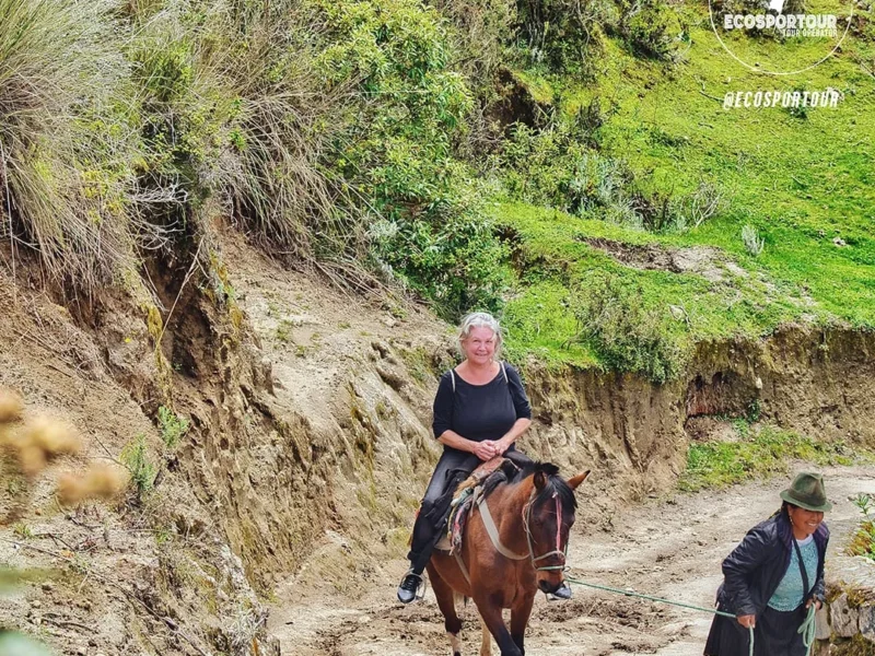Quilotoa Culture and Hike