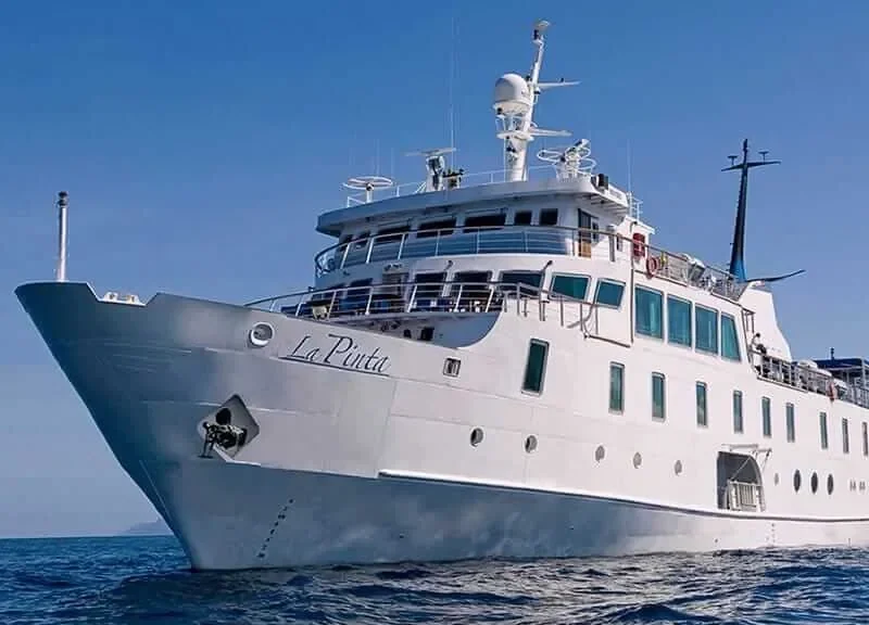 La Pinta Galapagos Cruise (Super Deluxe)