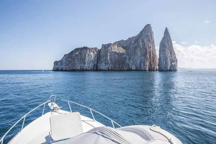 Galapagos Island Hopping: San Cristobal, Española & Santa Cruz — 6 Days