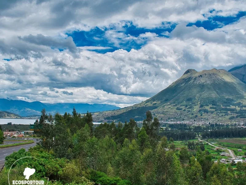 Imbabura Volcano Acclimatization Hike